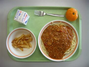 Many school lunches in New York receive bad grades