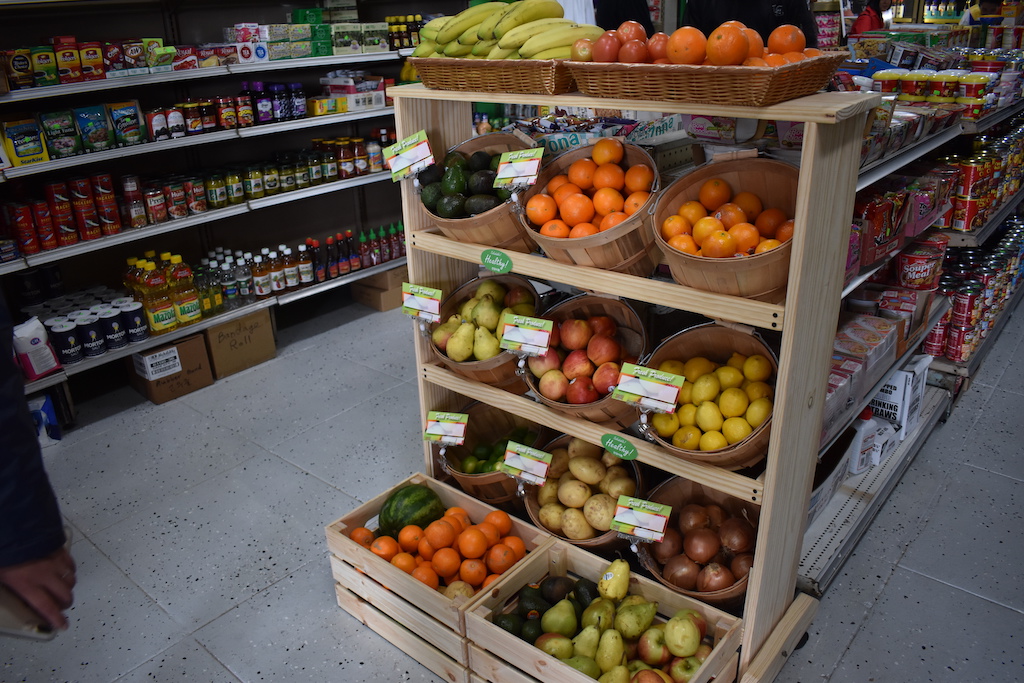 A new corner market in the Skid Row neighborhood of Los Angeles wants to increase the availability of fresh and healthy foods to residents. Credit: Los Angeles Food Policy Council, February 2019