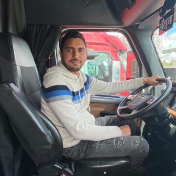 Jay Singh, keeps trucking groceries to avoid food shortages during the Covid-19 epidemic (March 2020)