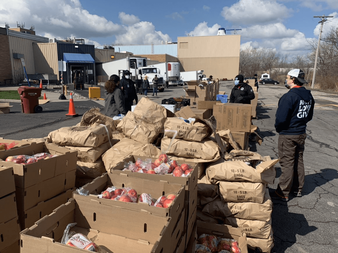 Foodlink headquarters Rochester NY drive through distribution (April 2020)