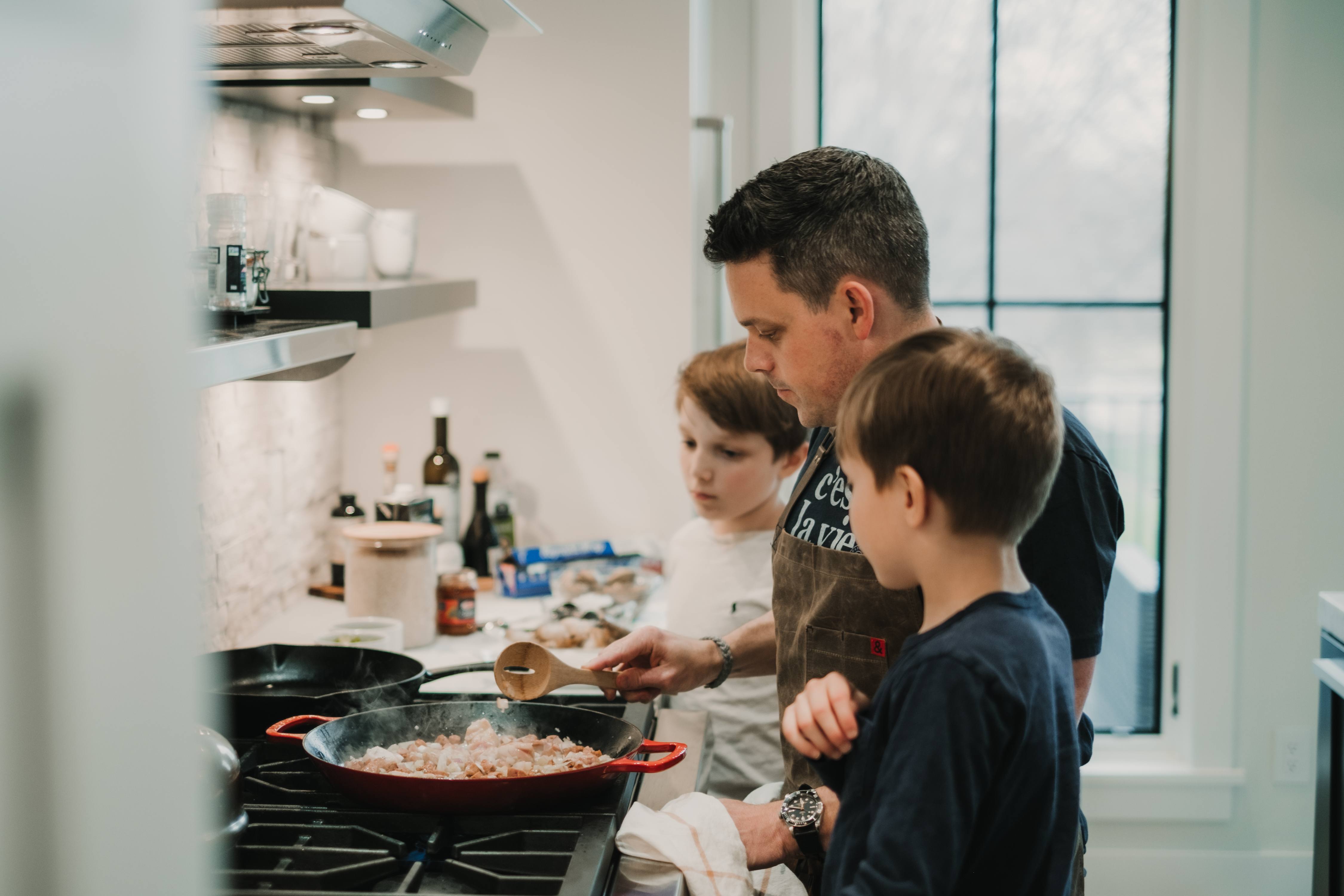 Gavin Kaysen cooks with kids during covid-19 isolation April 2020