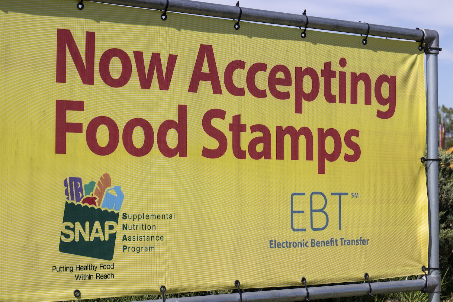 Yellow SNAP and EBT Accepted here sign, July 2020