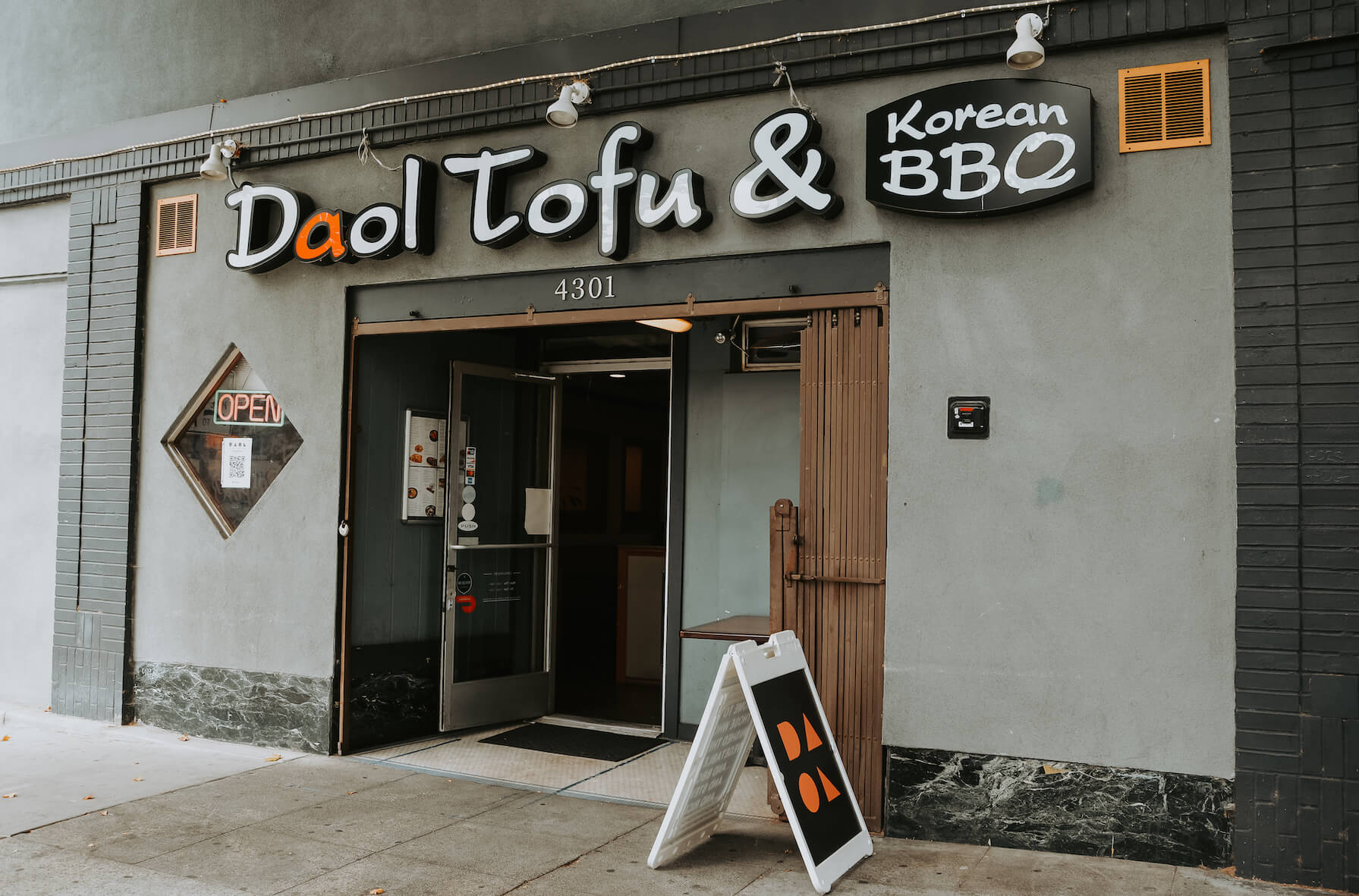 Outside view of Daol Tofu & Korean BBQ in Oakland, CA. August 2021